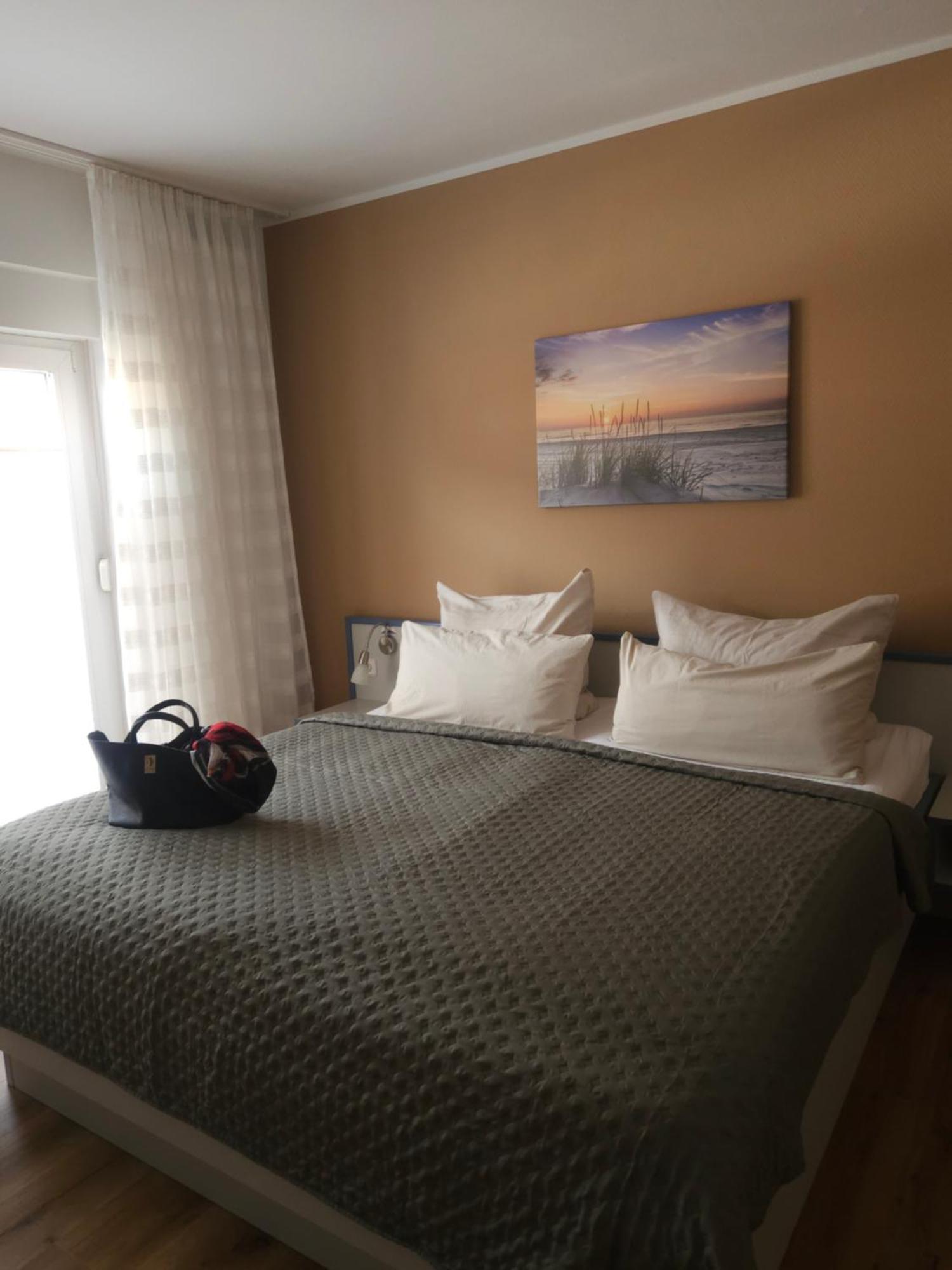 Hotel Am Deich Norddeich  Buitenkant foto
